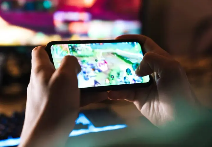 Dlaczego wyrzuca mnie z gry na telefonie: 5 skutecznych rozwiązań problemu