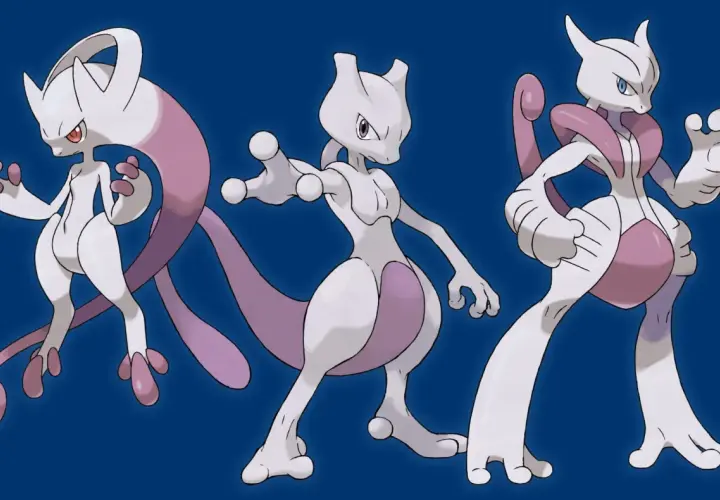Trzy postacie Mewtwo w różnych pozach, gotowe do walki.
