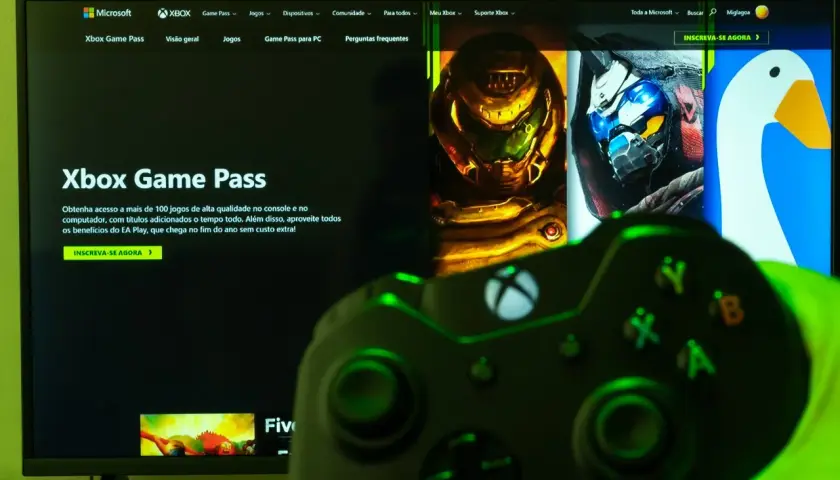 Wszystkie sposoby jak grać w gry z Xbox na PC - 3 najlepsze metody