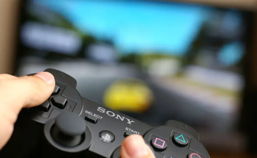 Jak łatwo połączyć kontroler PS3 z komputerem PC: poradnik
