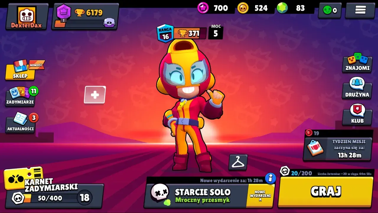 Ekran główny gry Brawl Stars na komputerze. Postać Max w centrum, menu po bokach. Graj!