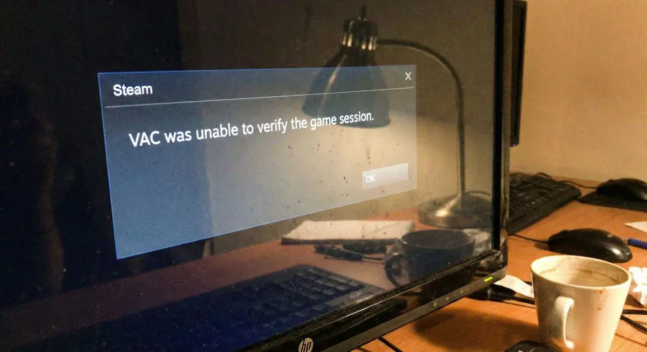 Komunikat błędu Steam: "VAC was unable to verify the game session." Awaria uniemożliwia grę.