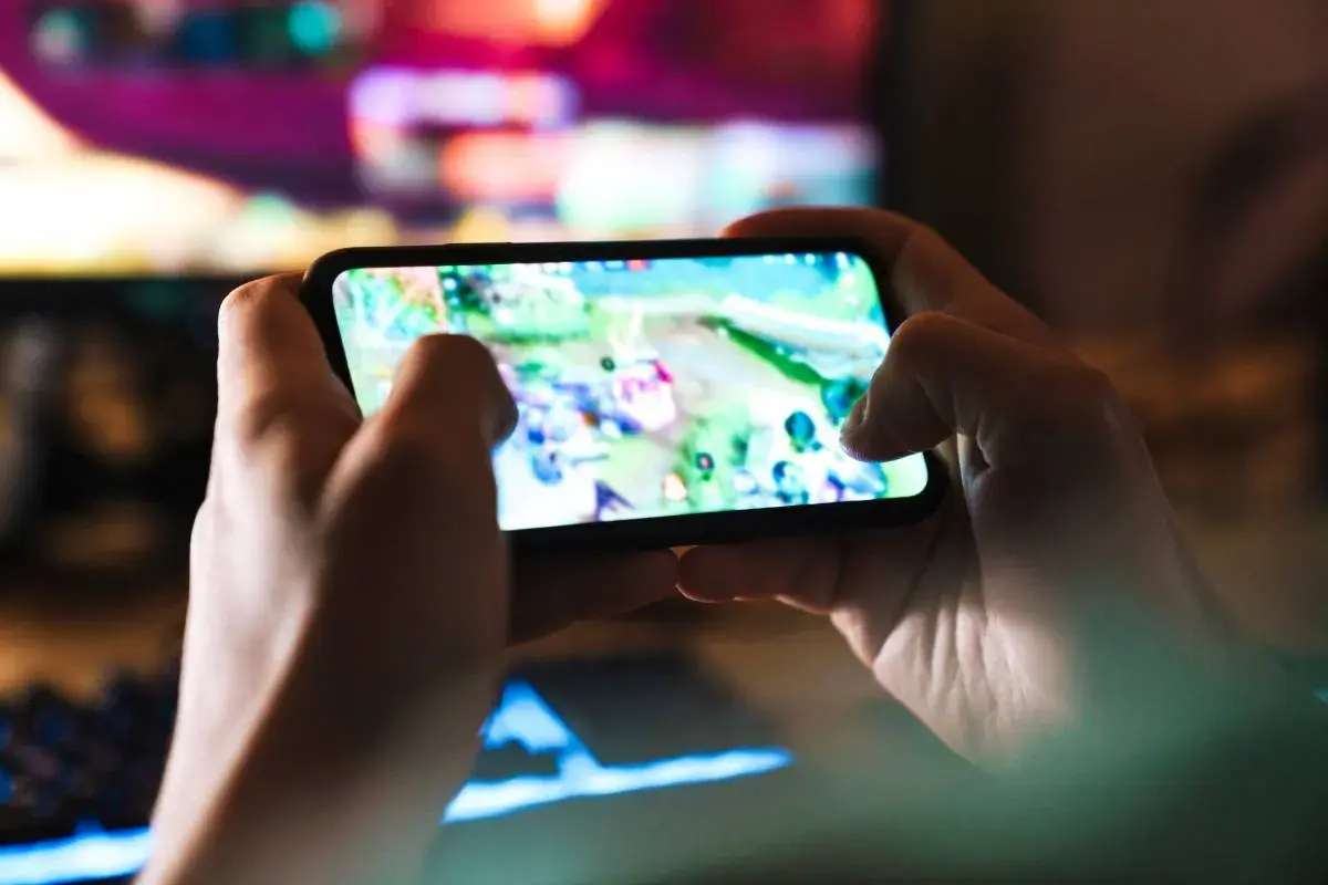 Dlaczego wyrzuca mnie z gry na telefonie: 5 skutecznych rozwiązań problemu